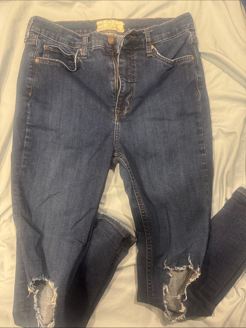 Free People Dark Blue Skinny Jeans with Knee Distressing